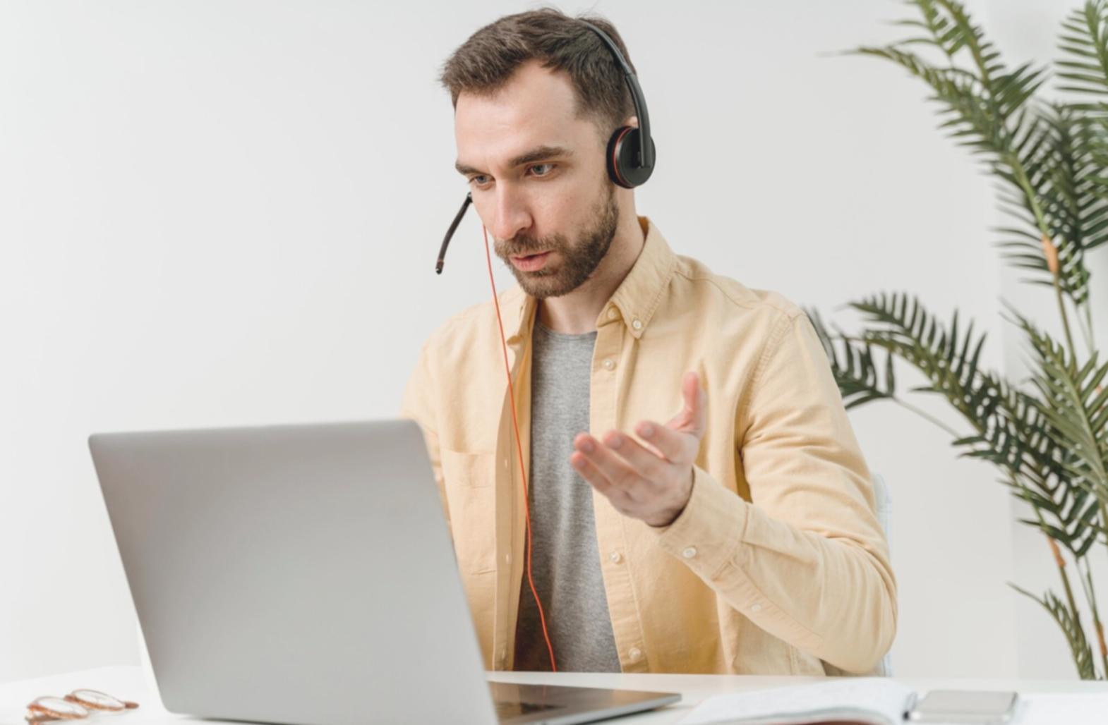 Análisis de datos financieros en dispositivo móvil